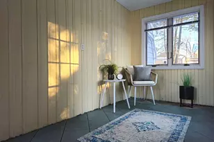 35 Lardner Rd, Bristol, CT 06010 - Photo 2