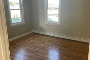 634 East St, New Britain, CT 06051 - Photo 8