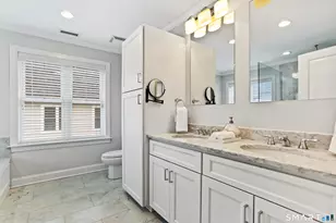 302 High St, Fairfield, CT 06824 - Photo 16