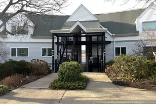 1433 Windward Rd, Milford, CT 06461 - Photo 2