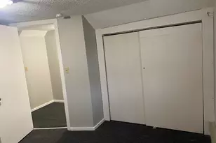 1880 Seaview Ave, Bridgeport, CT 06610 - Photo 4