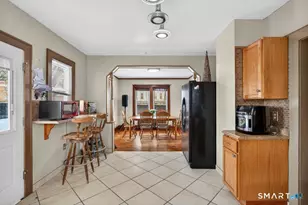 330 Hillside Ave, Hartford, CT 06106 - Photo 10