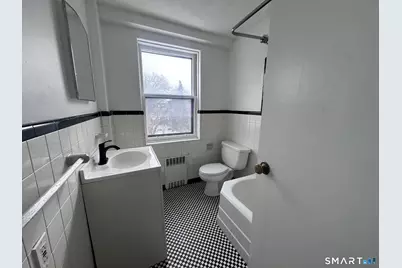 230 Farmington Avenue #APT C2, Hartford, CT 06105 - Photo 2