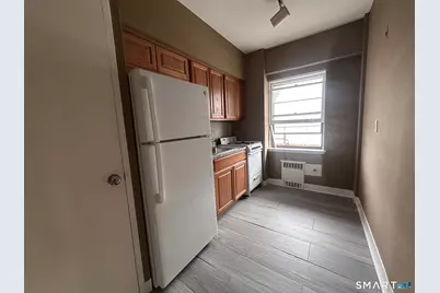 230 Farmington Avenue #APT C2, Hartford, CT 06105 - Photo 8