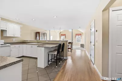 31 Saint George Place #31, Newtown, CT 06482 - Photo 14