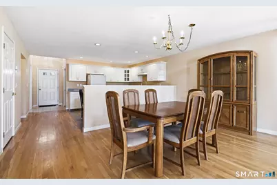 31 Saint George Place #31, Newtown, CT 06482 - Photo 10