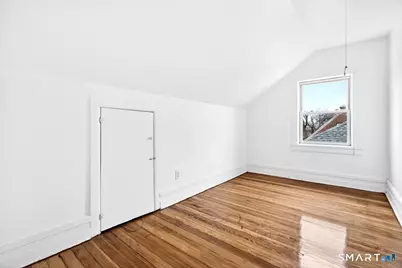 408 East Avenue, Bridgeport, CT 06610 - Photo 30