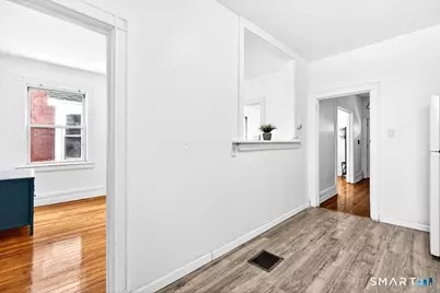 408 East Avenue, Bridgeport, CT 06610 - Photo 10
