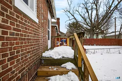 408 East Avenue, Bridgeport, CT 06610 - Photo 36