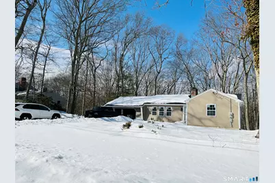 19 Sapia Drive, East Lyme, CT 06357 - Photo 2