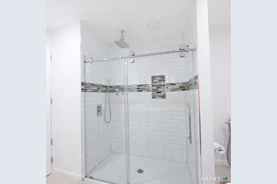 47 Dix Street, West Haven, CT 06516 - Photo 8