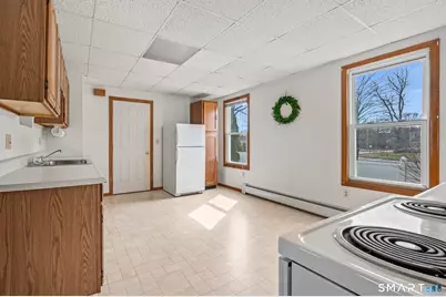 29 Dean Avenue, East Windsor, CT 06088 - Photo 8