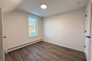 53 Mahl Ave, Hartford, CT 06120 - Photo 8