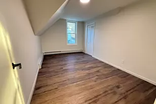 53 Mahl Ave, Hartford, CT 06120 - Photo 10