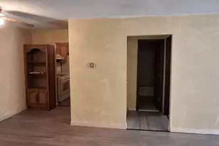 45 Stevens St, Bridgeport, CT 06606 - Photo 2