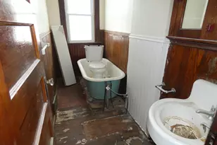 46 York St, Bridgeport, CT 06610 - Photo 12