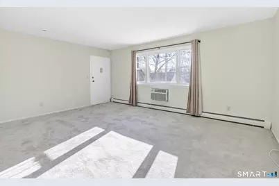 100 Silliman Street #APT 1B, Fairfield, CT 06824 - Photo 6