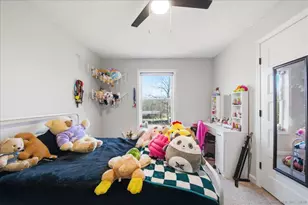 1084 E Lake Rd, Montville, CT 06370 - Photo 18