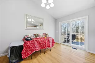 1084 E Lake Rd, Montville, CT 06370 - Photo 12