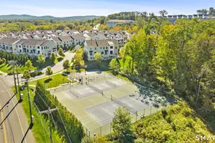 63 Brentwood Cir, Danbury, CT 06810 - Photo 30