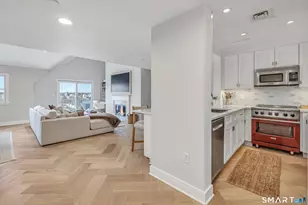 43 Harbor Dr, Stamford, CT 06902 - Photo 6