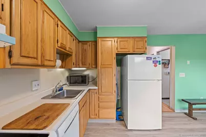 218 Oakville Avenue #APT C, Waterbury, CT 06708 - Photo 14