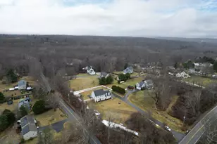 555 Wall St, Hebron, CT 06248 - Photo 38