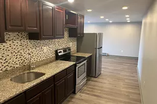 32 Cook Ave, Meriden, CT 06451 - Photo 4