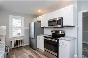 50 House St, Glastonbury, CT 06033 - Photo 6