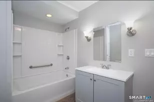 50 House St, Glastonbury, CT 06033 - Photo 14