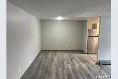 32 Cook Avenue #B21, Meriden, CT 06451 - Photo 4