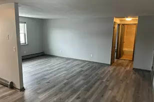 32 Cook Ave, Meriden, CT 06451 - Photo 6