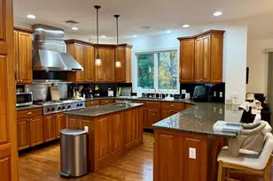 368 Hoyt St, Darien, CT 06820 - Photo 6