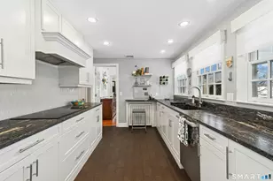 30 Windy Ridge, Trumbull, CT 06611 - Photo 10