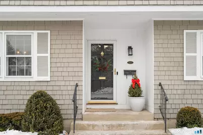 164 Summer Street #APT A, New Canaan, CT 06840 - Photo 2