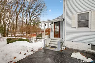 59 Vivian St, Waterford, CT 06385 - Photo 38