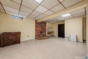 100 10 Coat Ln, Shelton, CT 06484 - Photo 20