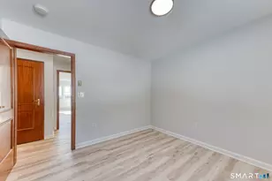 350 Bristol St, Waterbury, CT 06708 - Photo 30