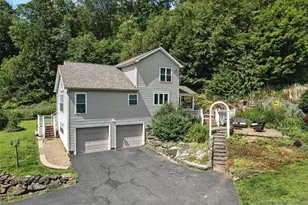 11 Squantz View Dr, New Fairfield, CT 06812 - Photo 28