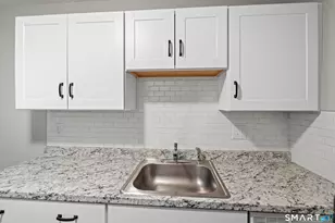 15 Woodsedge Dr, Newington, CT 06111 - Photo 10