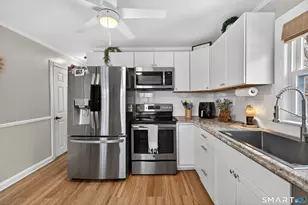 15 Evelyn Rd, Derby, CT 06418 - Photo 18