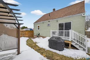 15 Evelyn Rd, Derby, CT 06418 - Photo 32