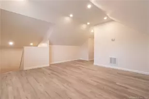 112 Thomas St, West Hartford, CT 06119 - Photo 22