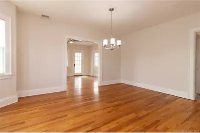 112 Thomas Street, West Hartford, CT 06119 - Photo 4