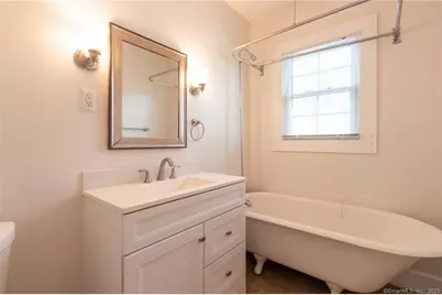 112 Thomas Street, West Hartford, CT 06119 - Photo 18