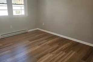 131 Milford St Ext, Plainville, CT 06062 - Photo 12