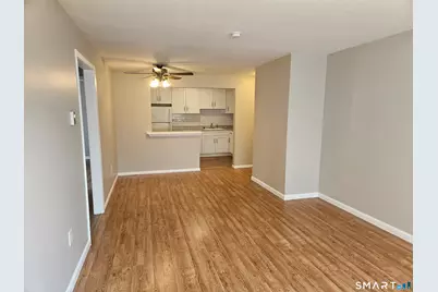 131 Milford St Extension #B10, Plainville, CT 06062 - Photo 8