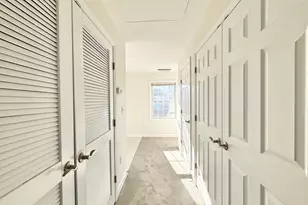 46 Fairgate Dr, Stamford, CT 06902 - Photo 6