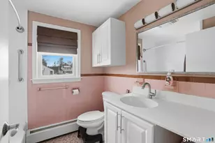 137 Dale Rd, Wethersfield, CT 06109 - Photo 24