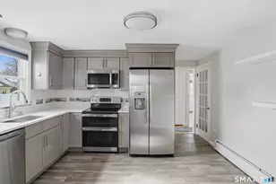 137 Dale Rd, Wethersfield, CT 06109 - Photo 6